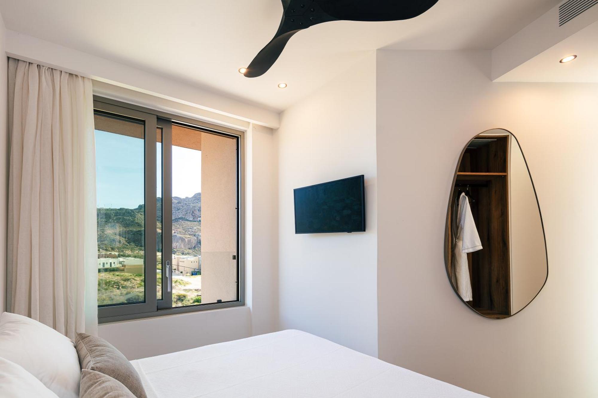 Ririka Beach Living, New Feel-At-Home Luxury Suites 플라키아스 외부 사진