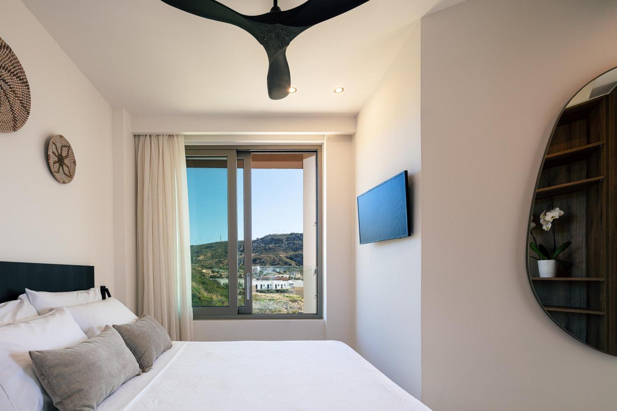 Ririka Beach Living, New Feel-At-Home Luxury Suites 플라키아스 외부 사진