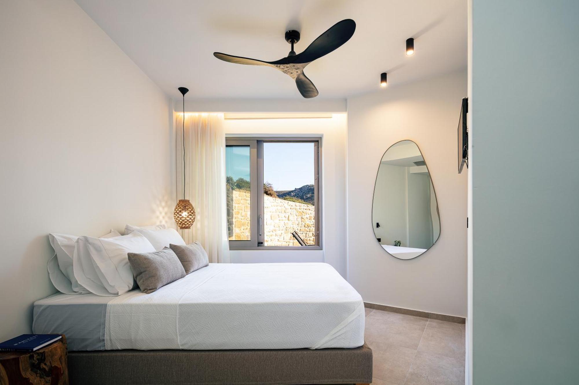 Ririka Beach Living, New Feel-At-Home Luxury Suites 플라키아스 외부 사진